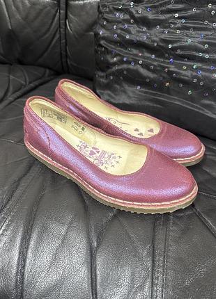 Шикарні балетки британського бренду dr.martens 36/36,5