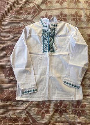 Лляна вишиванка на хлопчика.