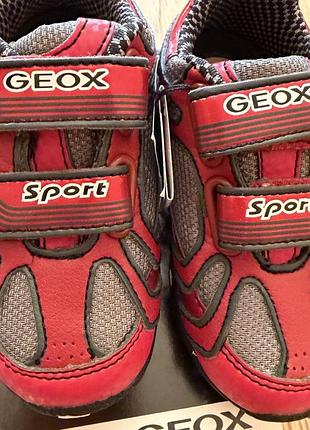 Кросівки geox 22 розмір з підсвіткою