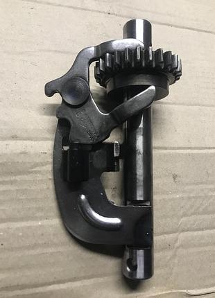 Бу шестерня задней передачи renault, nissan  8200073108
