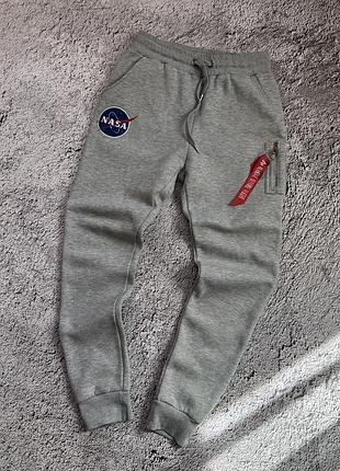 Спортивні штани alpha industries