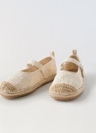 Туфли для девочки zara 2