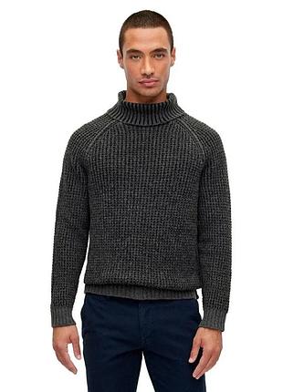 Вязаний светр hugo boss kurtle
оригинал