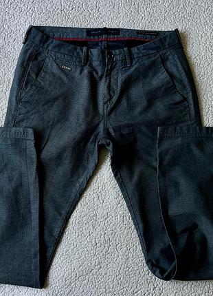 Чоловічі брендові брюки guess, slim tapered, 31