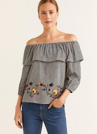 Блуза топ zara з вишивкою.