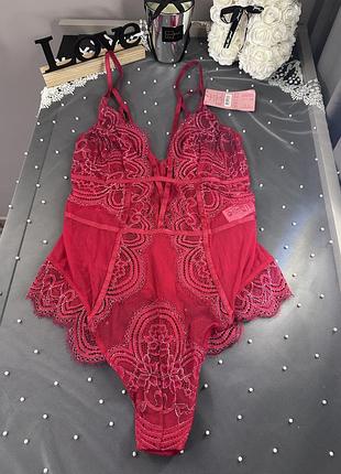 Шикарний боді hunkemoller