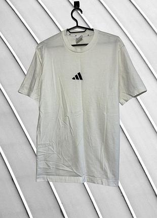 Чоловіча футболка adidas