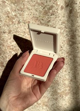 Пудрові румʼяна fenty cheeks suede powder blush lolly poppy 03