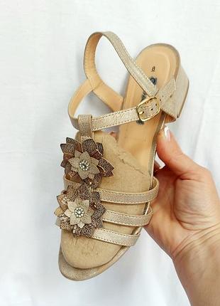 Женские босоножки comfort plus
