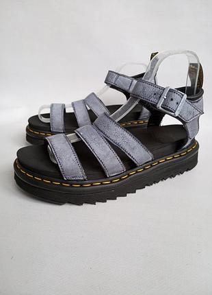 Кожаные босоножки dr. martens
