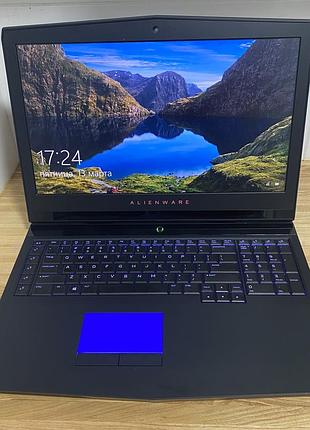 Ігровий ноутбук alienware 17 r4 | i7-7700h | gtx 1070 | 16 gb | ssd 256 gb | 4k