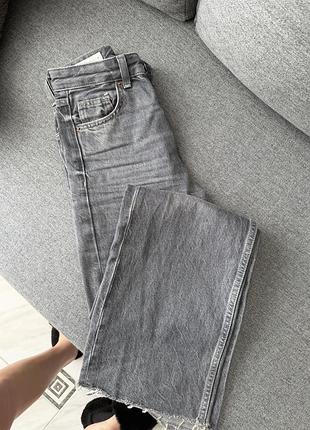 Джинси zara сірі