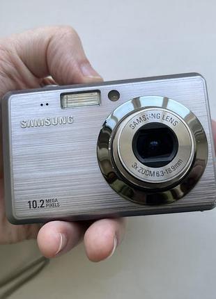 Фотоаппарат стильная компактная камера samsung es55 10.2mp серебряная комплект