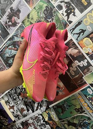 Nike air zoom рожеві футбольні бутси з жовтими акцентами, розмір 40