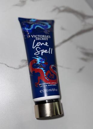 Victoria’s secret парфумований крем для тіла лосьйон love spell🎀вікторія сікрет