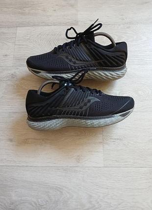 Кроссовки мужские беговые saucony triumph 17 оригинал.