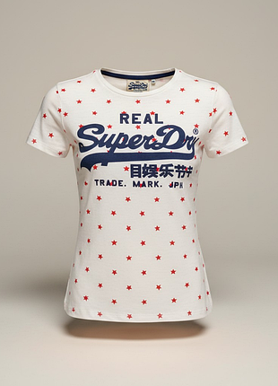 1.оценная комфортная футболка стильного бренда из крупнобритании superdry