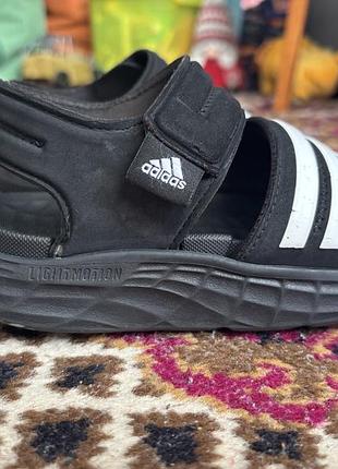 Босоніжки adidas