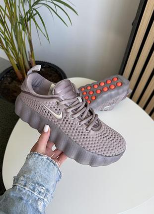 Nike mind 002