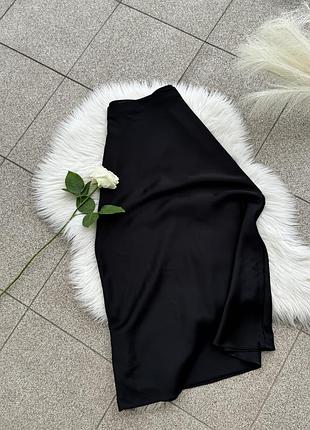Чорна сатинова довга спідниця zara нові колекції максі