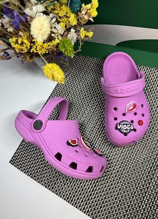 Оригинальные шлепанцы crocs