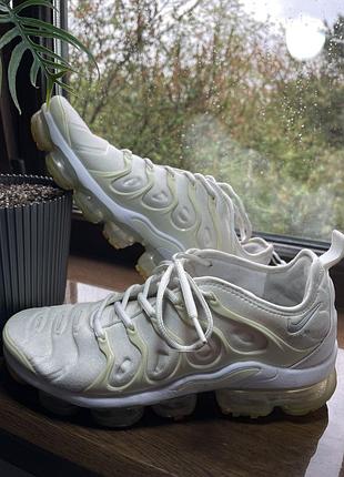 Чоловічі кросівки nike air vapormax plus white (27 см)