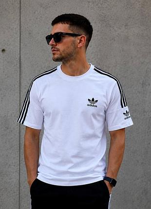Спортивна футболка чоловіча adidas чорна чи біла
