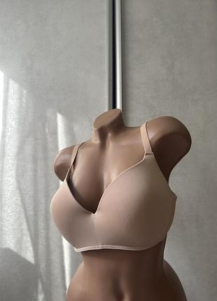 Бюстгальтер wonderbra