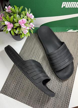 Оригинальные шлепанцы adidas