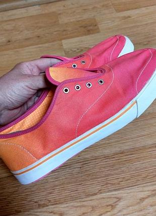 Супер лёгкие яркие мокасины skechers goga mat р 39(26.5см)