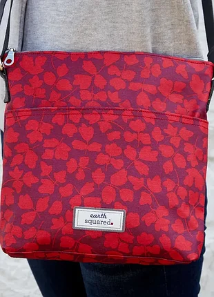Женская новая сумка / red flower oil cloth messenger bag 9