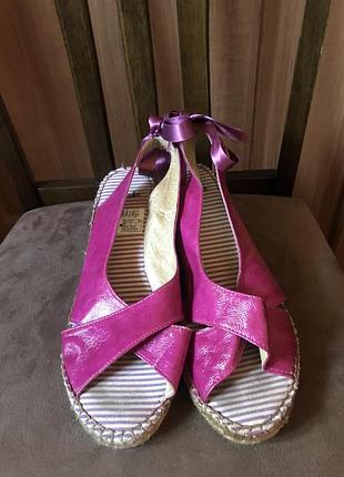 Босоніжки clarks, рожеві, з бантами