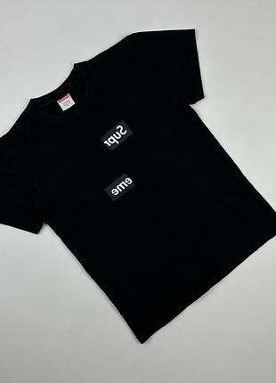 Футболка supreme comme des garçons розмір xs-s