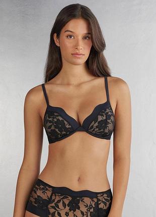 Стильний бюстгальтер з невеликим push-up від intimissimi
