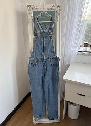 Джинсовий комбінезон pull&bear