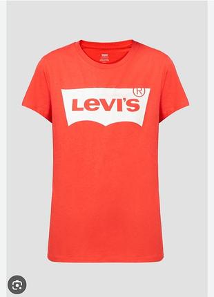 Женская футболка levis
