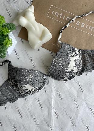 Бюстгальтер від італійського бренду intimissimi 75b