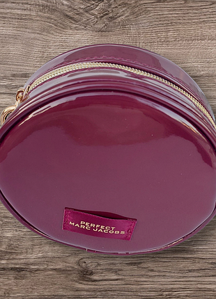 Косметичка marc jacobs.