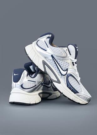 Nike v5 rnr 2
