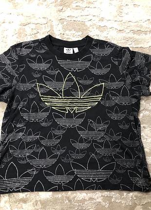 Футболка adidas