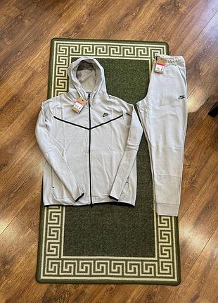 Спортивний костюм nike tech fleece
