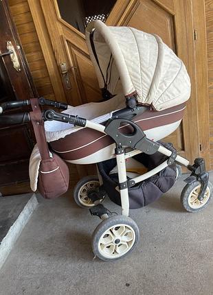Продається вживаний дитячий візочок baby marlen з естетичними дефектами.