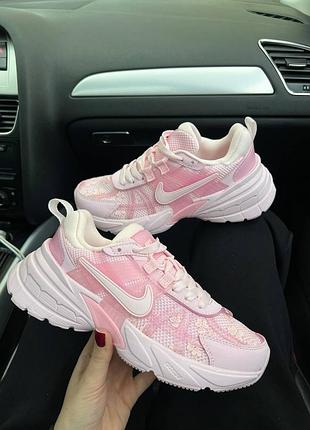Женские кроссовки nike run pink