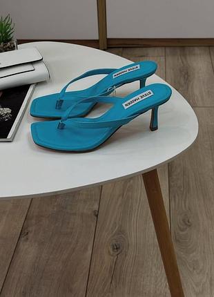 Шльопанці на каблуку steve madden
