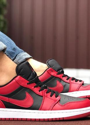 Nike air jordan 1 low чорні з червоним