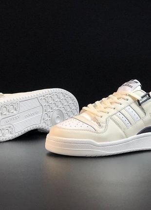 Adidas forum low бежеві