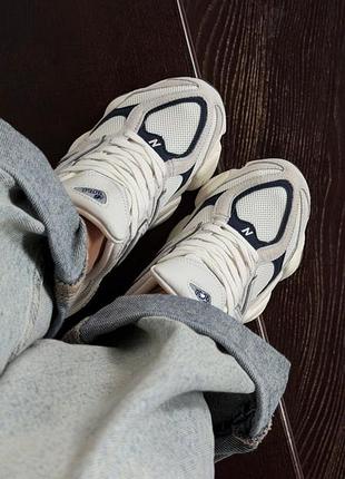 New balance 9060 бежеві