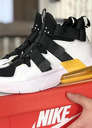 Nike air force 270 білі з чорнимжовті