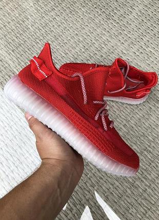 Yeezy червоні 2