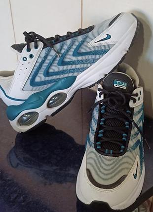 Кроссовки nike air max tw.